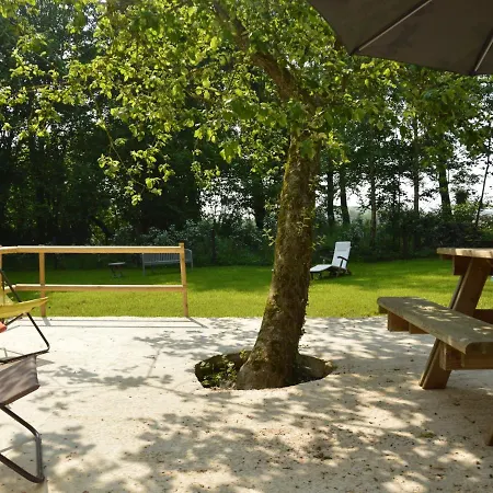 With Private Garden In Wierre Effroy * Rinxent