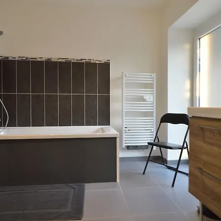 Vakantiehuis With Private Garden In Wierre Effroy *